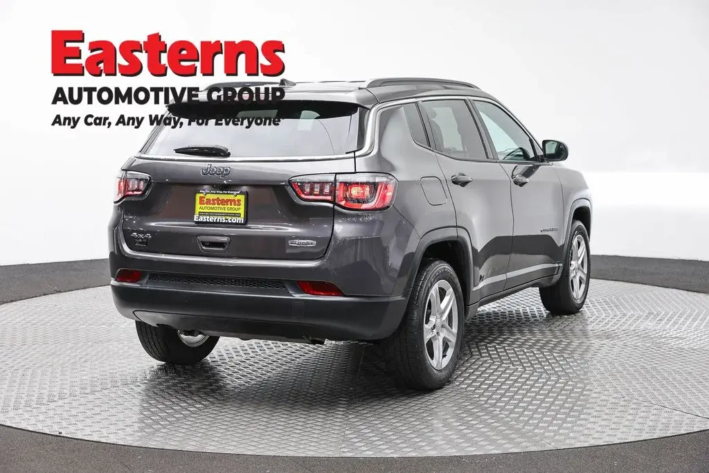 2024 Jeep Compass Latitude 4X4 photo 5