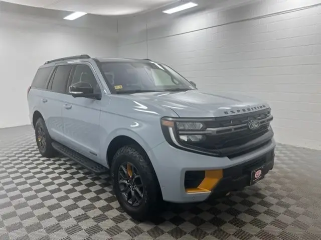 2025 Ford Expedition Tremor 4x4 photo 1