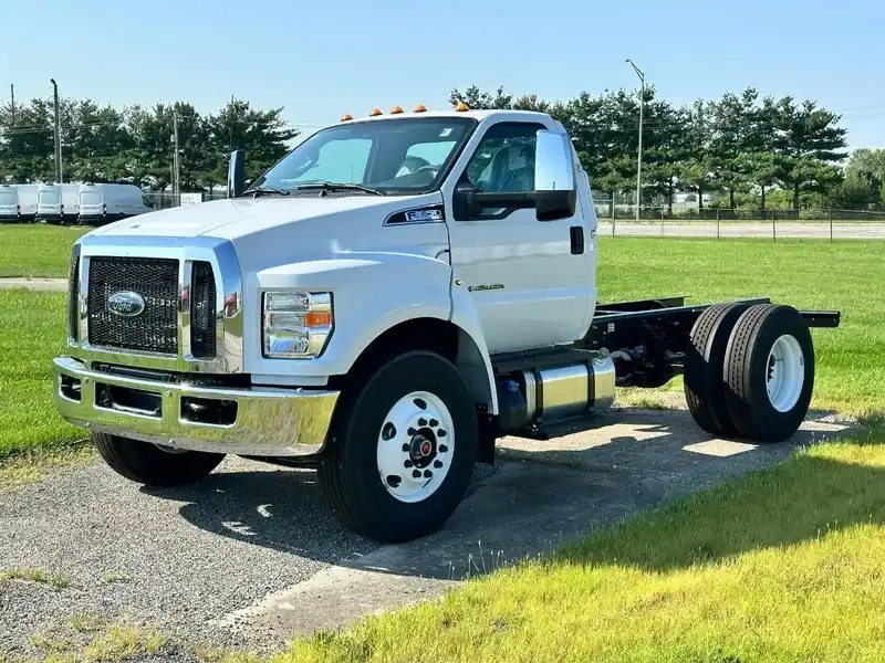 2027 Ford F-650 New 2027 Ford Super Duty 158" WB 84" CA's photo