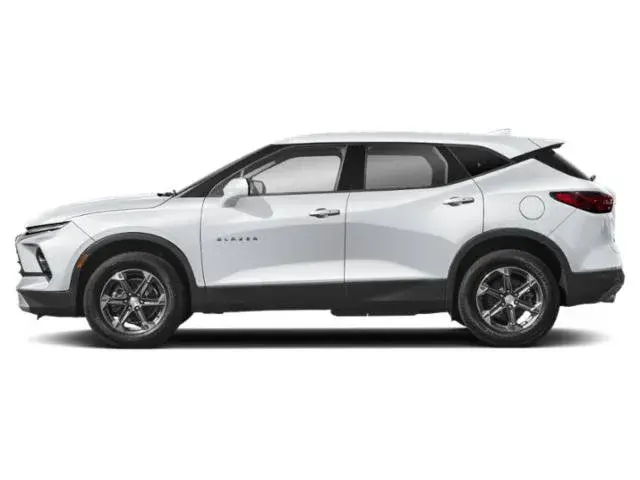 2025 Chevrolet Blazer 2.0T 2LT AWD photo 3