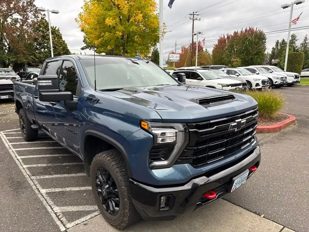 2026 Chevrolet Silverado HD LTZ 4WD Crew Cab Long Box SRW's photo