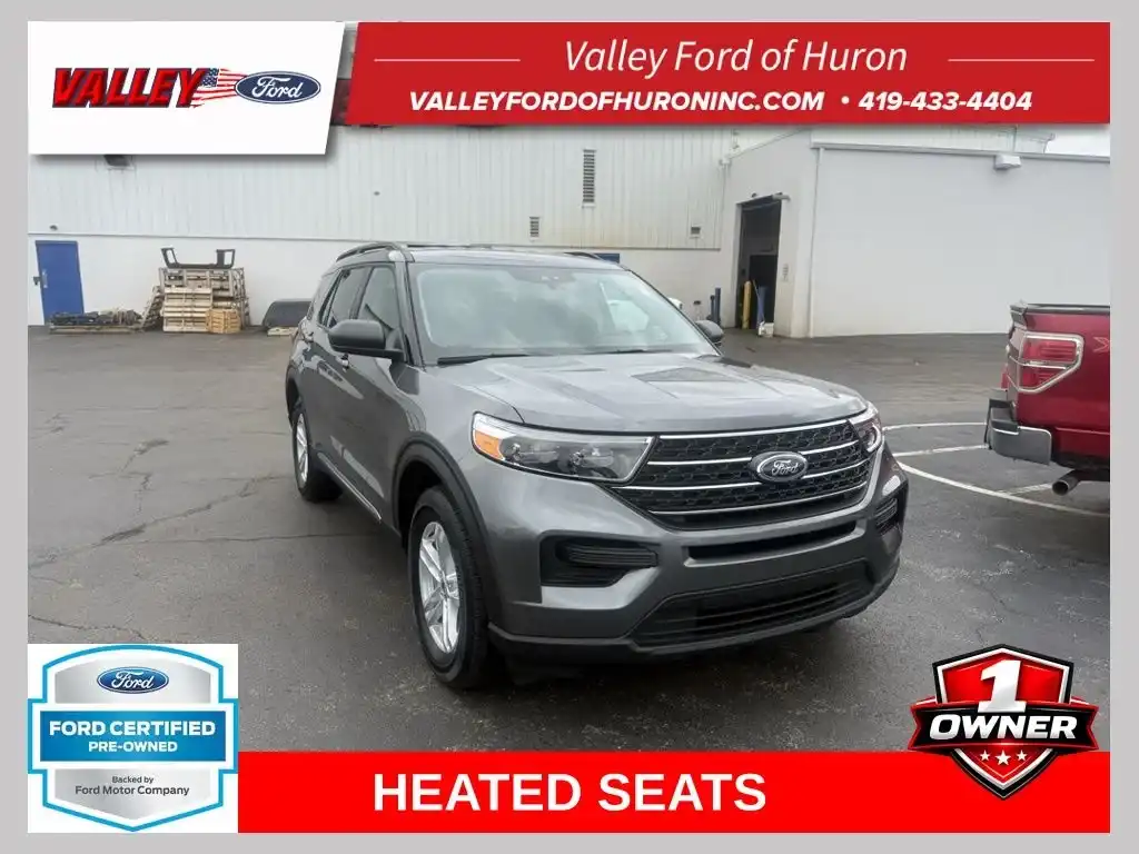 2024 Ford Explorer XLT 4WD's photo