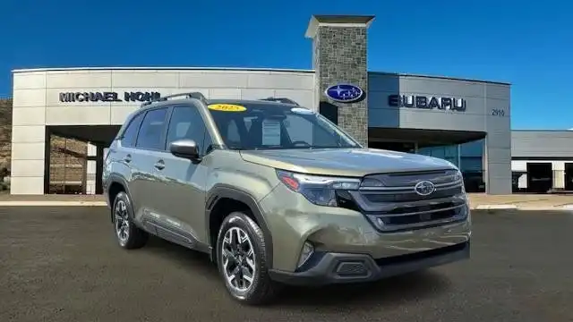 2025 Subaru Forester Premium's photo