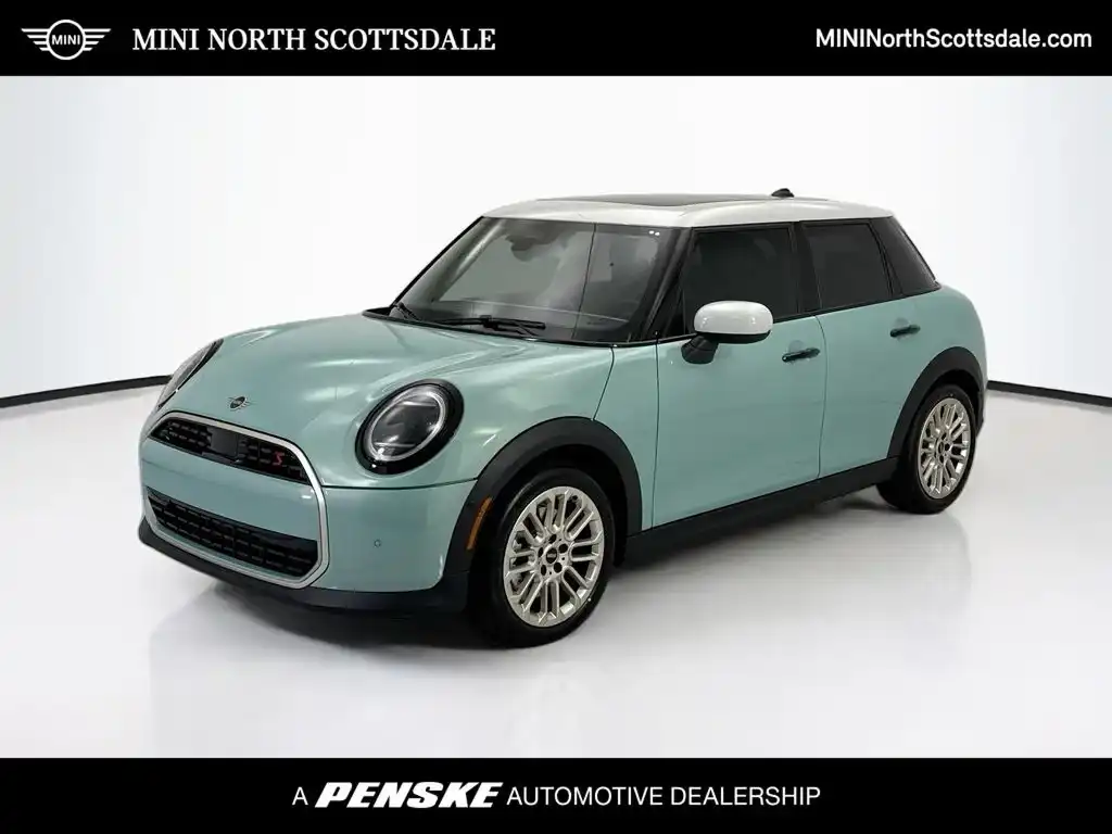 2026 MINI Hardtop Cooper S Signature's photo