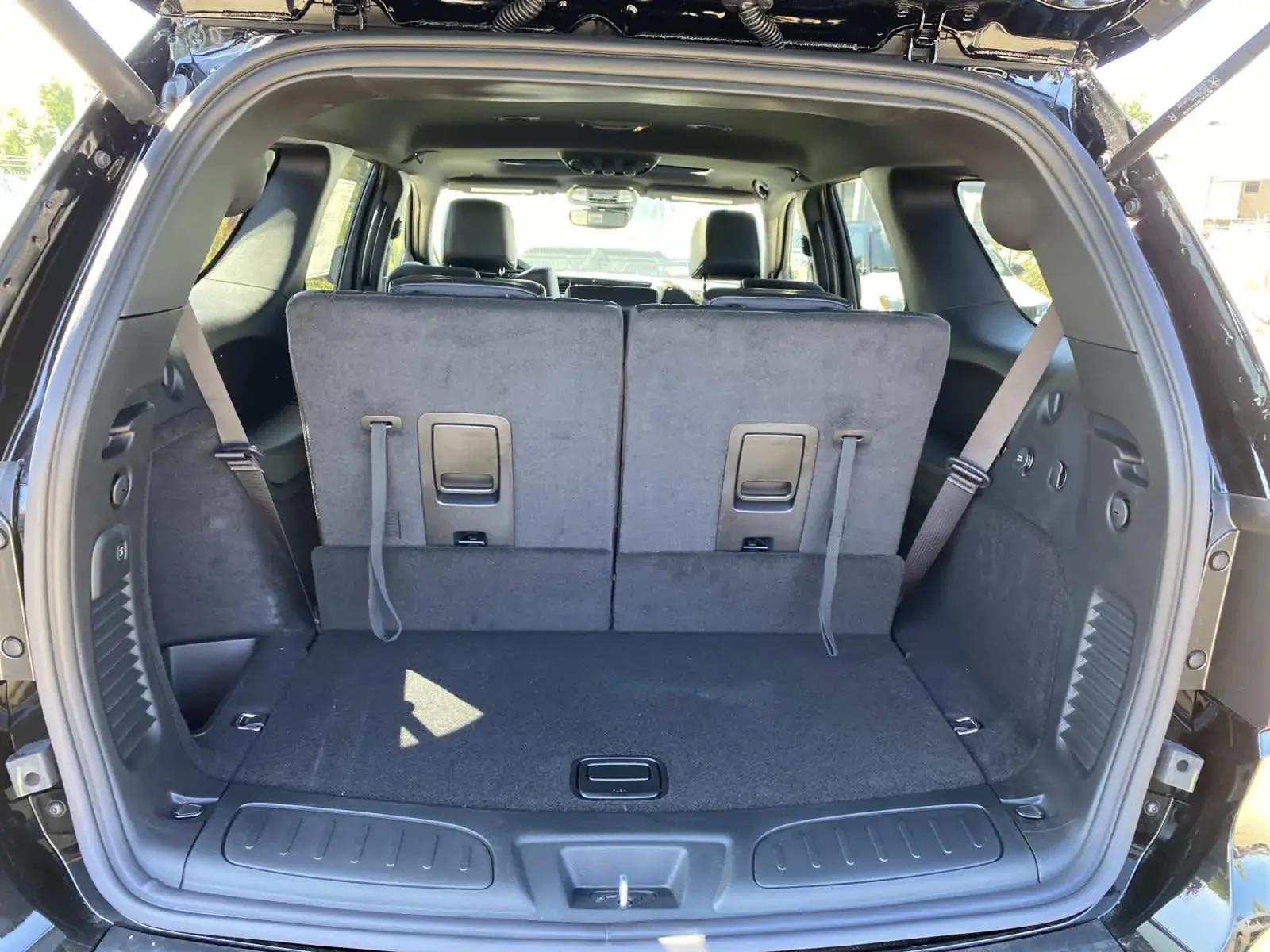 2027 Dodge Durango HEMI V8 GT AWD Plus photo 5