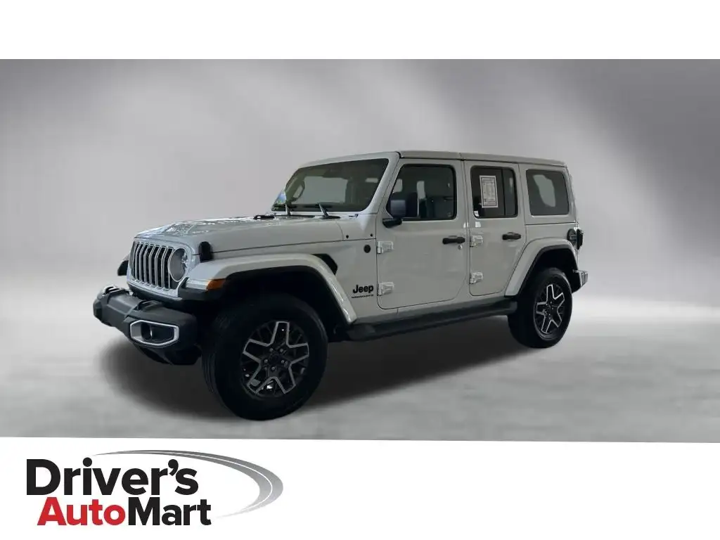 2025 Jeep Wrangler Sahara's photo