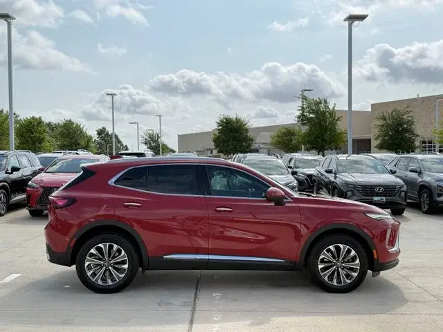 2025 Buick Envision Preferred AWD photo 4