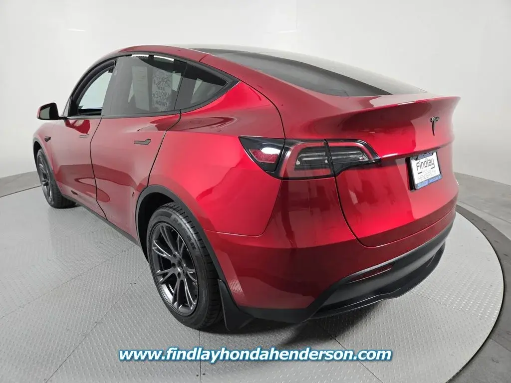 2024 Tesla Model Y Long Range Rear Wheel Drive photo 4