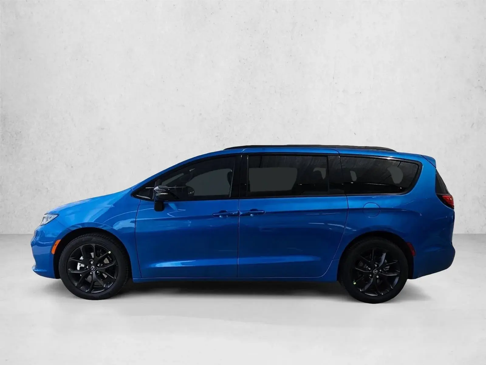 2026 Chrysler Pacifica Select photo 5