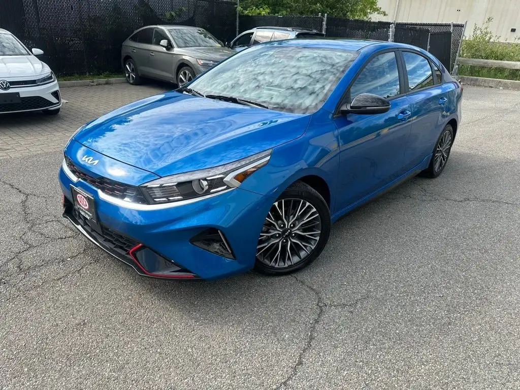 2023 Kia Forte GT-Line AT photo 1