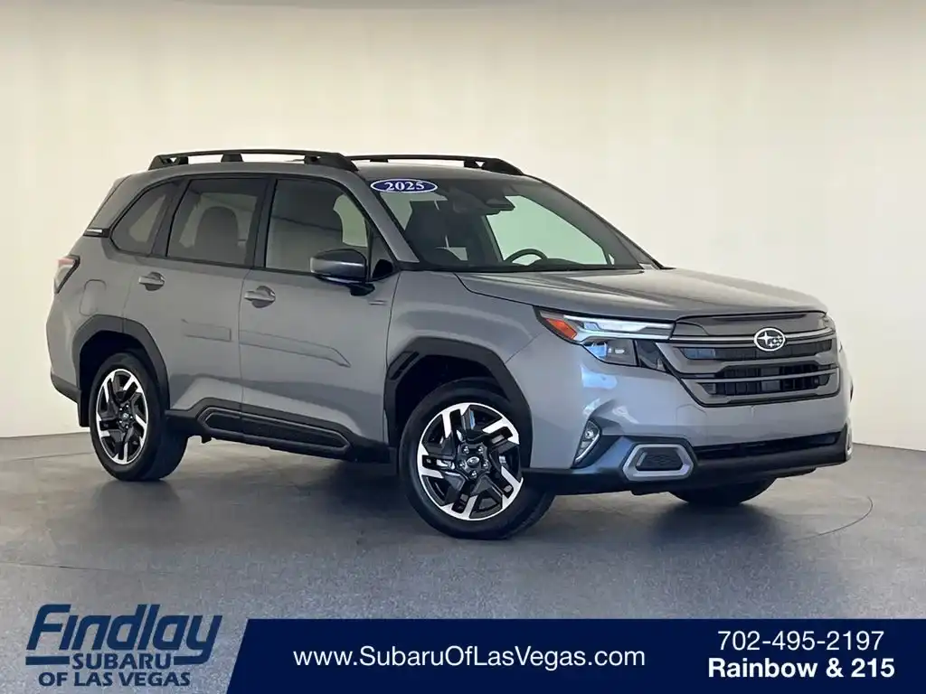 2025 Subaru Forester Limited Hybrid's photo
