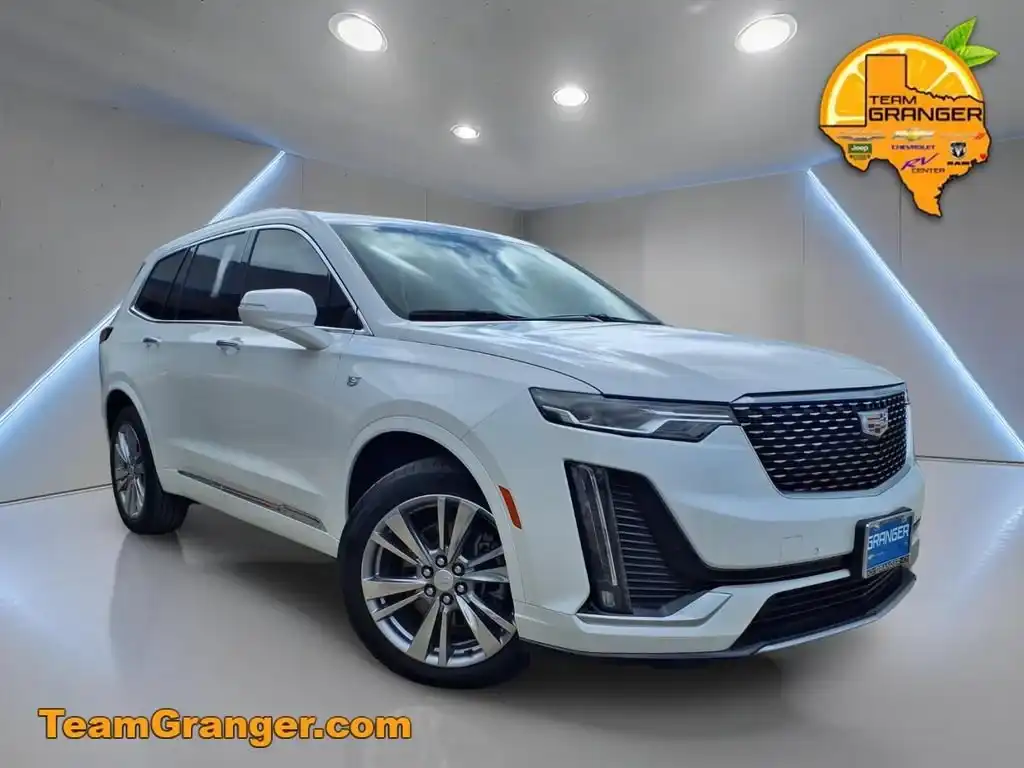 2023 Cadillac XT6 Premium Luxury Auto's photo
