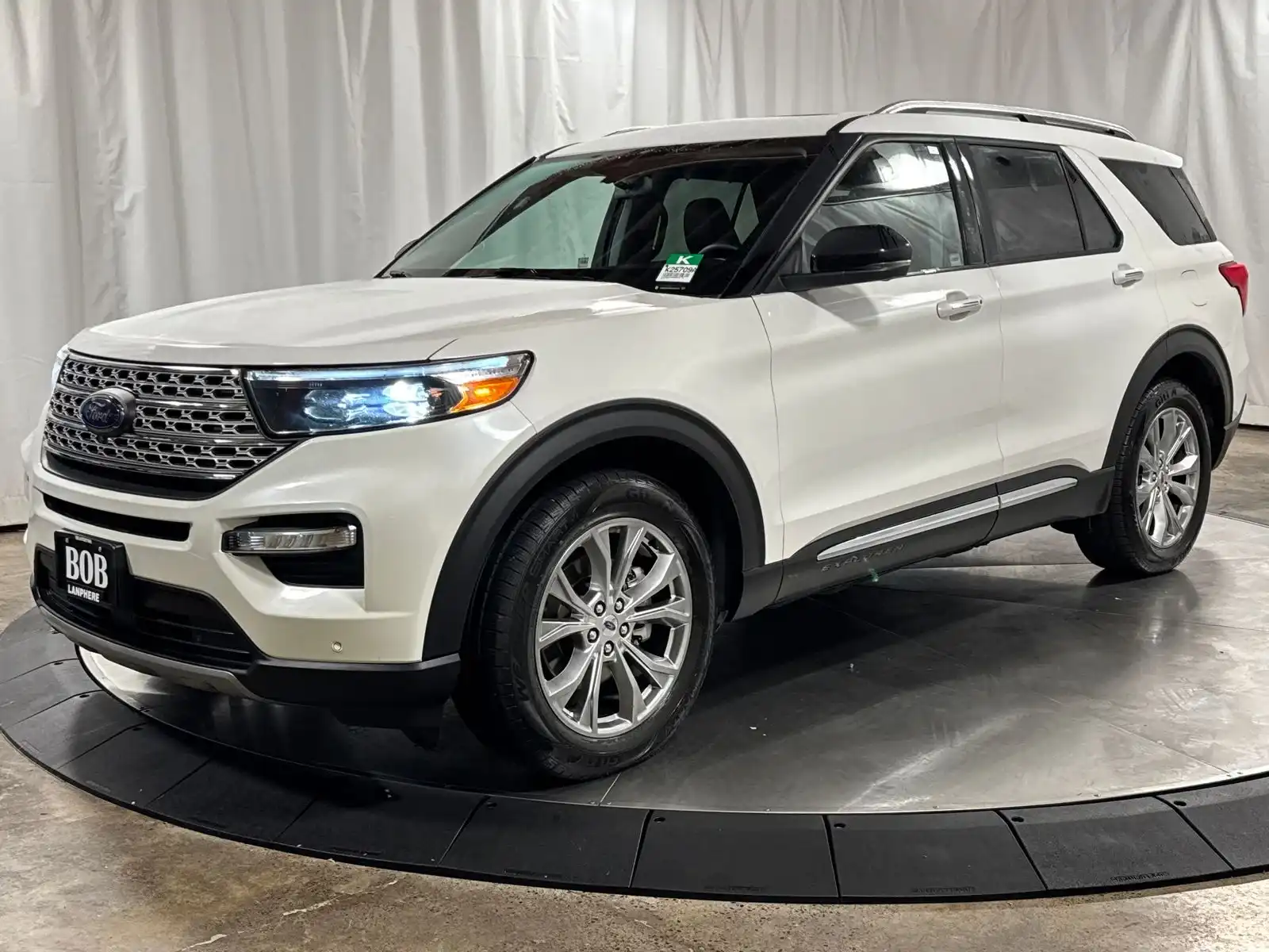 2022 Ford Explorer Limited 4WD's photo