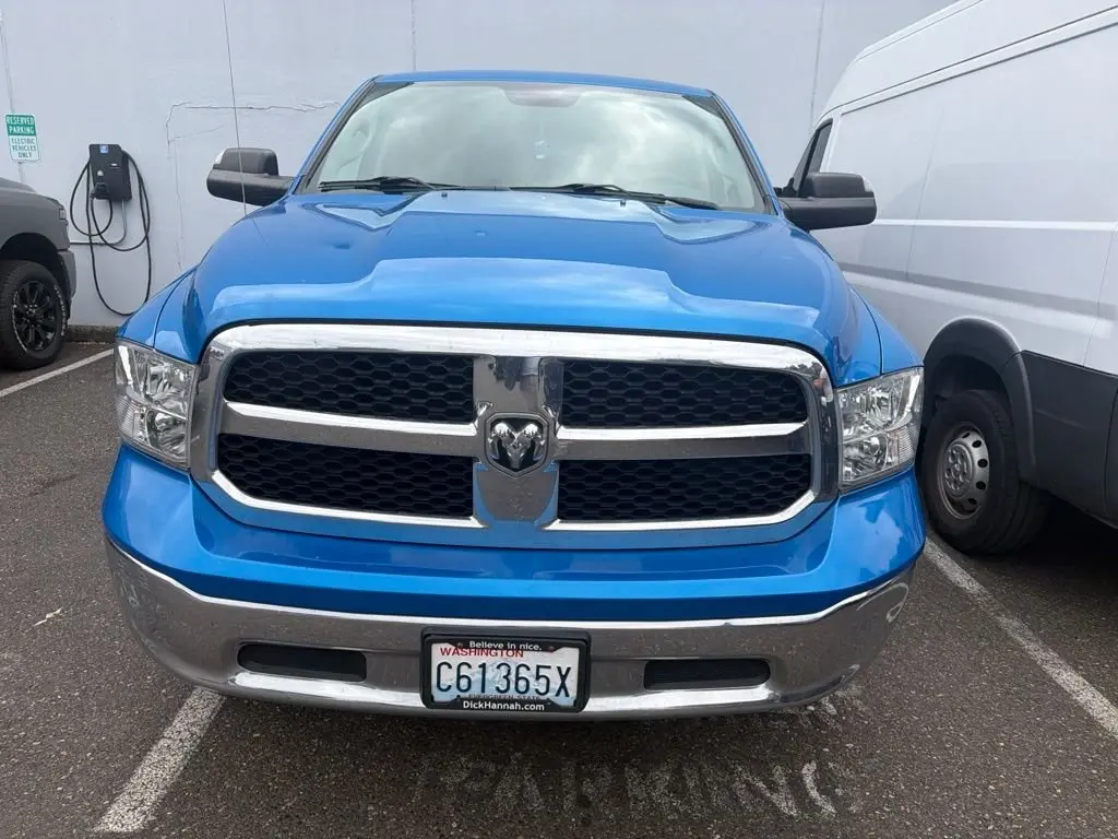 2021 RAM 1500 Classic Tradesman 4x4 Quad Cab 6'4 photo 5