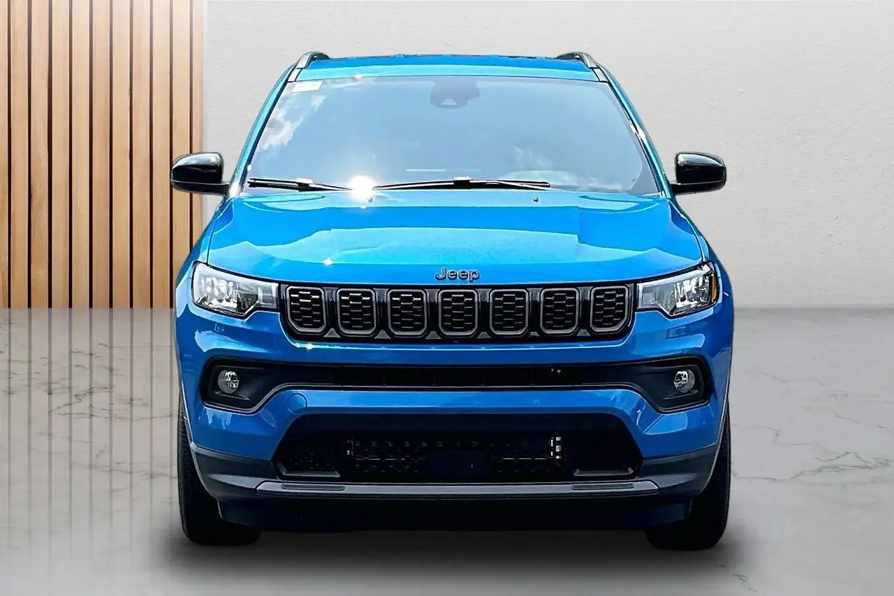 2026 Jeep Compass Altitude 4X4 photo 3