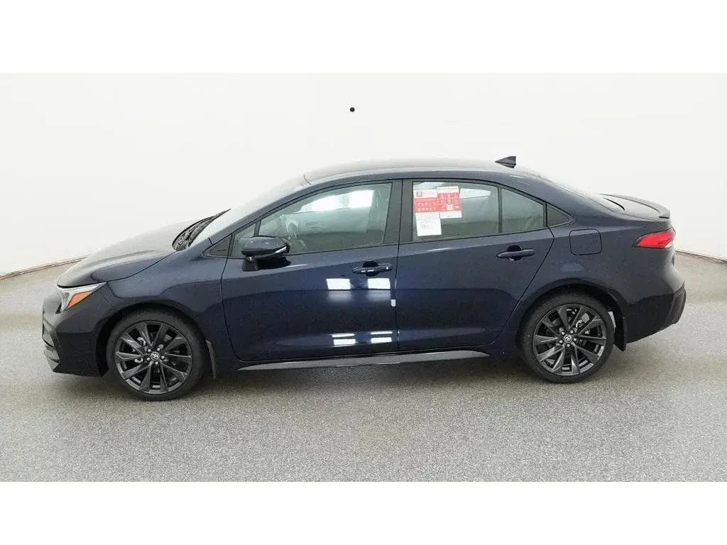 2026 Toyota Corolla SE CVT photo 4
