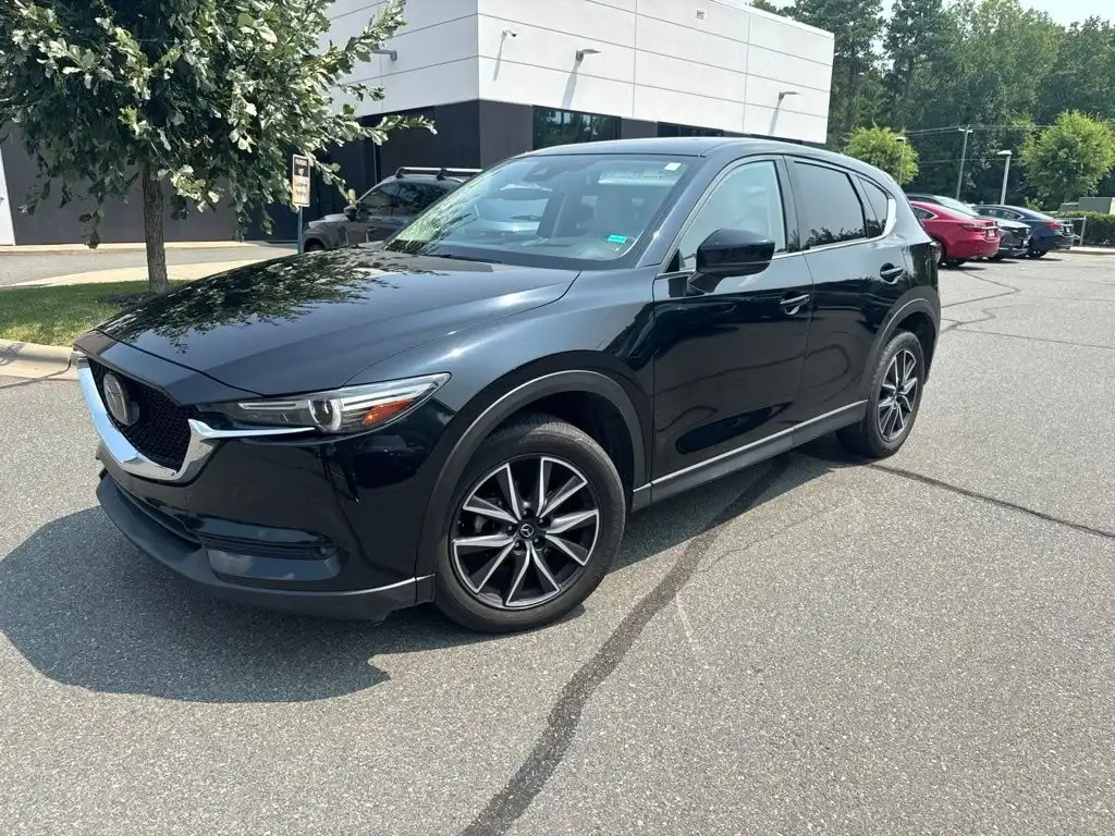 2017 Mazda CX-5 Grand Touring auto's photo