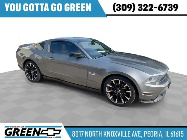 2011 Ford Mustang V6 Premium's photo