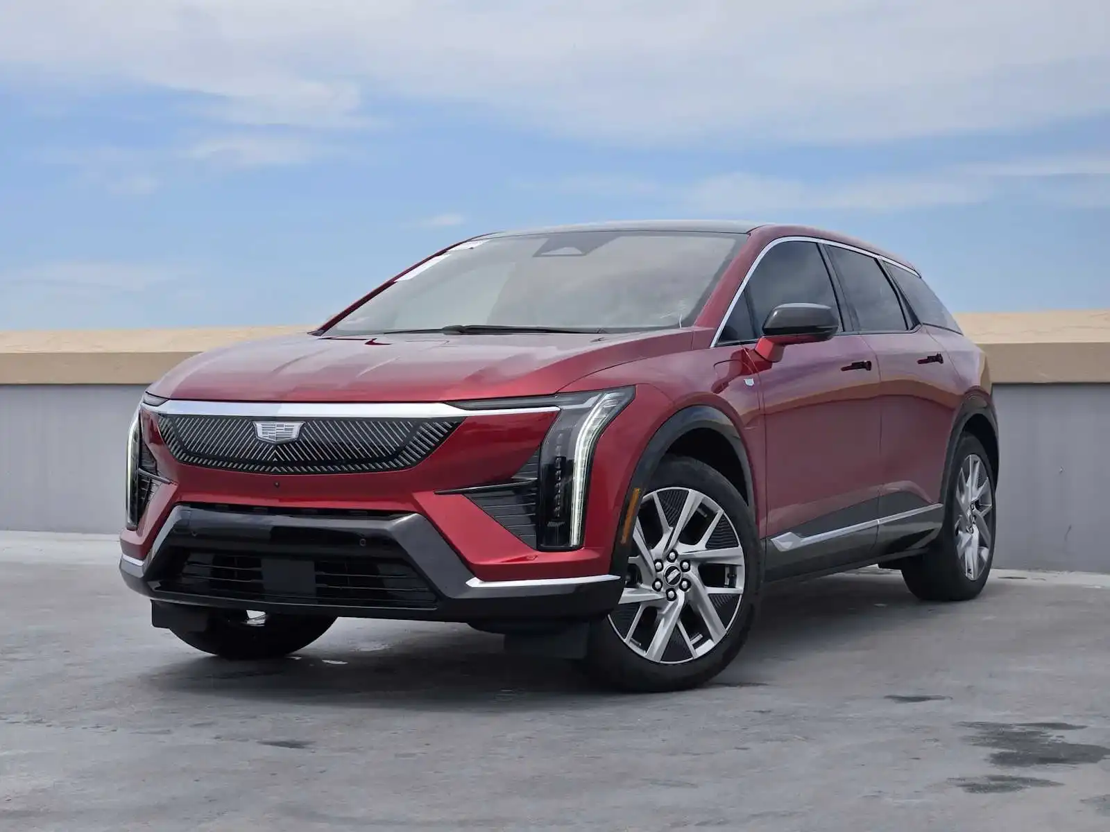 2026 Cadillac Optiq Luxury's photo