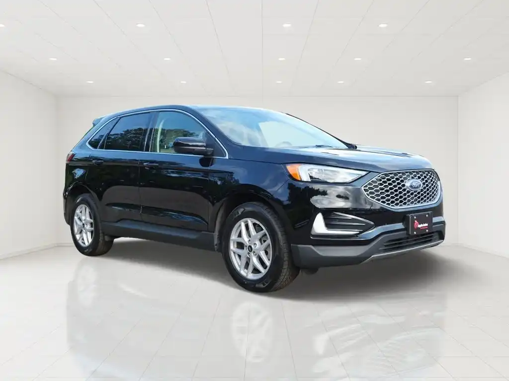 2024 Ford Edge SEL AWD's photo