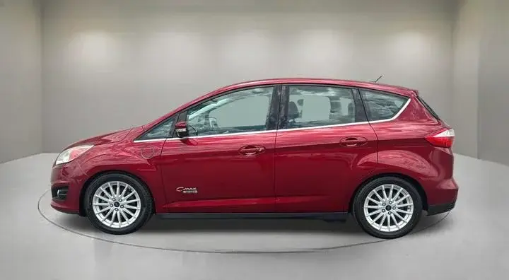 2016 Ford C-Max Energi SEL photo 5