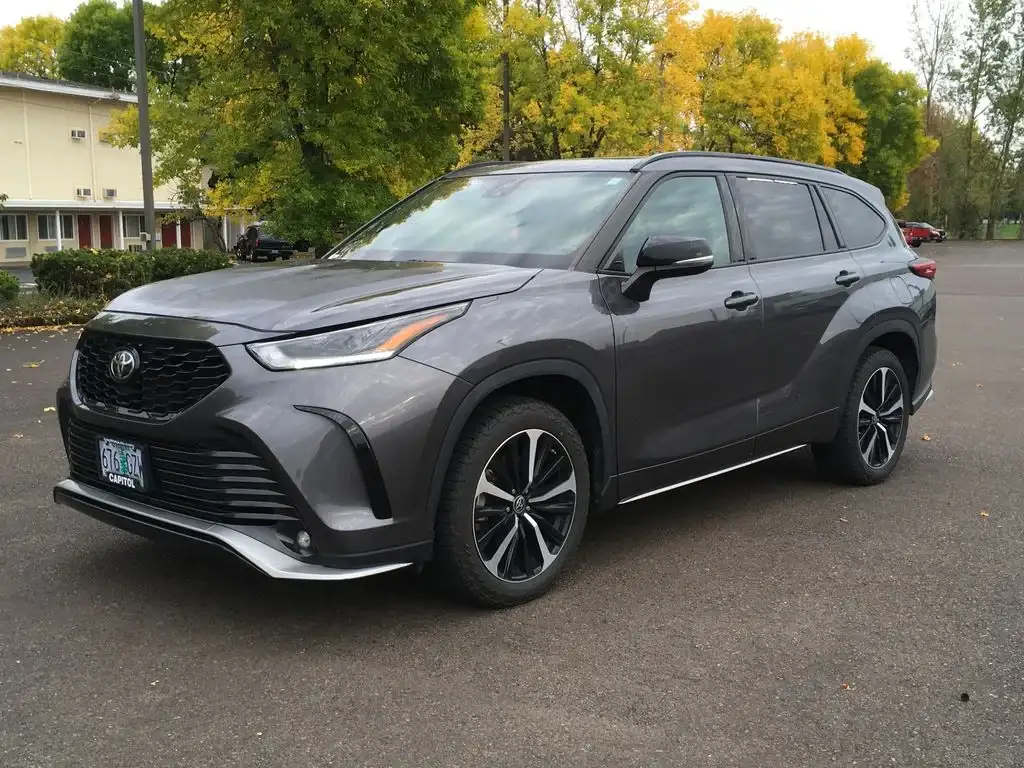 2021 Toyota Highlander XSE 4WD V6's photo