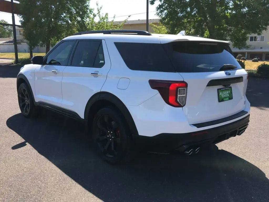 2020 Ford Explorer ST 4WD photo 4
