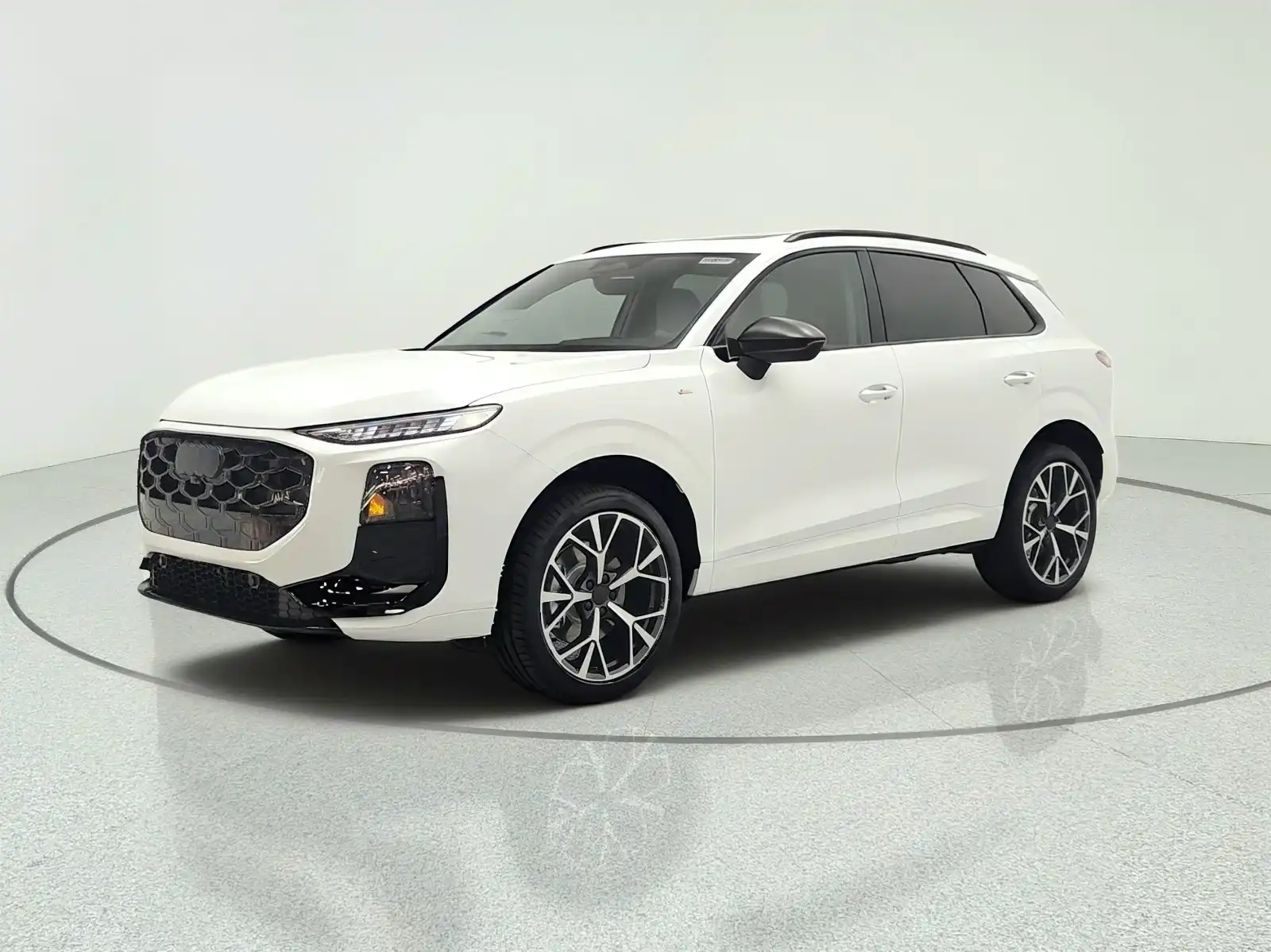 2026 Audi Q3 S line quattro's photo