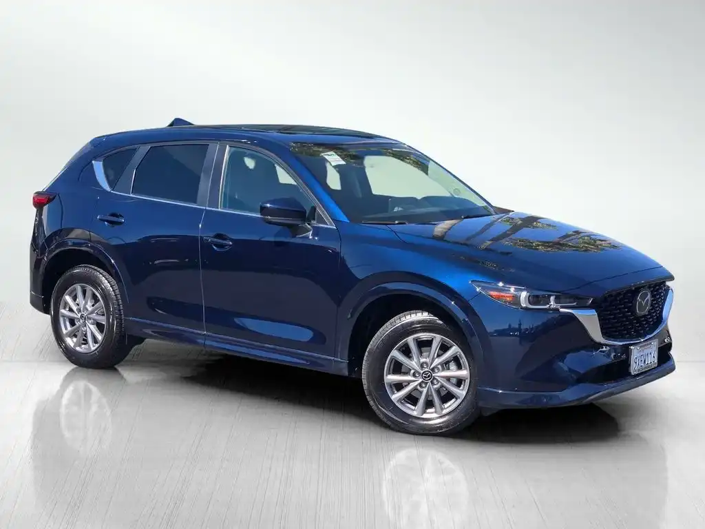 2025 Mazda CX-5 S Preferred package Auto AWD's photo