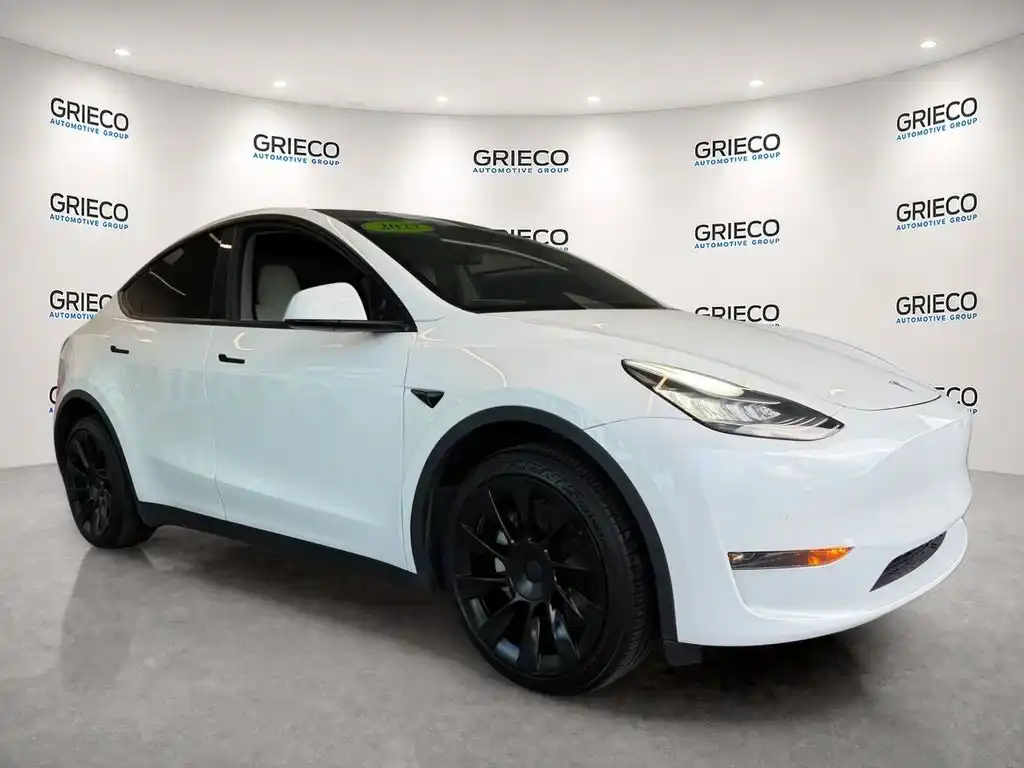2022 Tesla Model Y Long Range Dual Motor AWD's photo