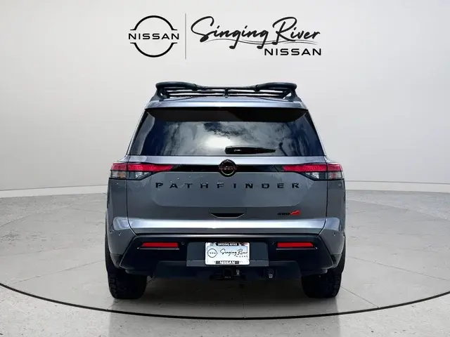 2026 Nissan Pathfinder Rock Creek 4WD photo 4