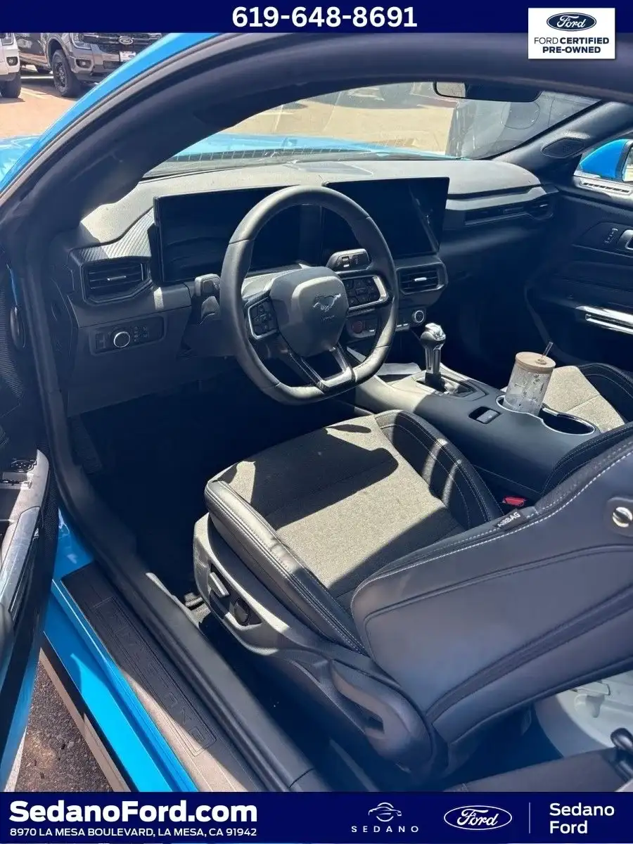 2025 Ford Mustang EcoBoost Fastback's photo
