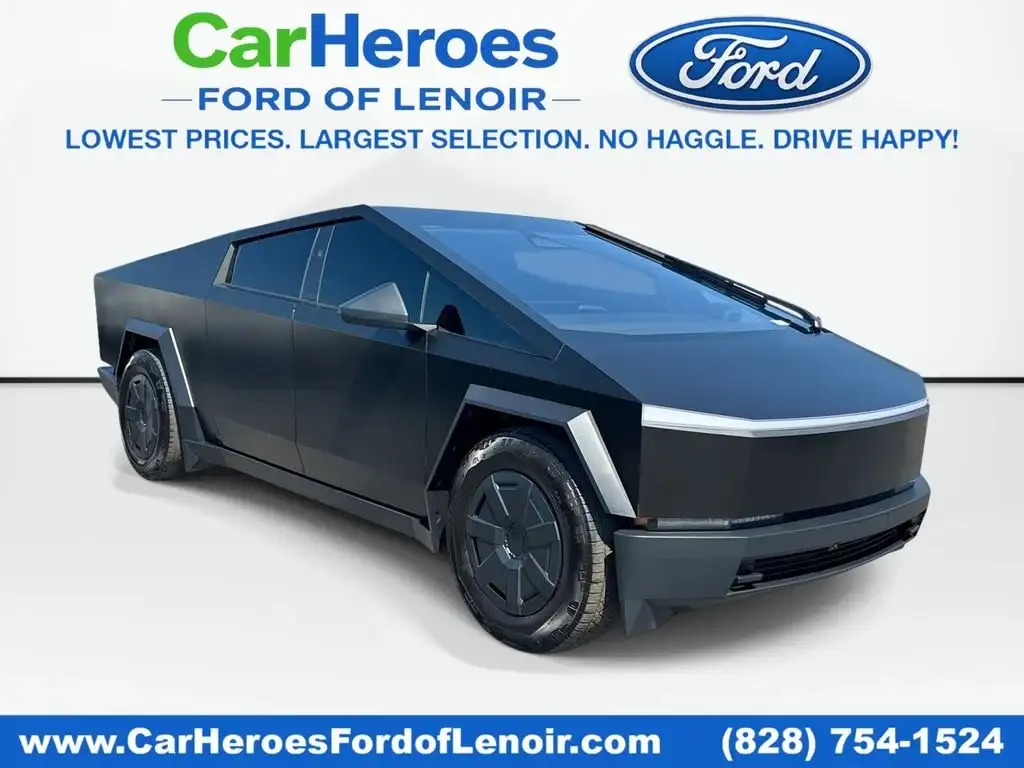 2025 Tesla Cybertruck AWD's photo