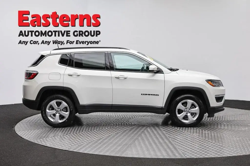 2020 Jeep Compass Latitude 4X4 photo 4