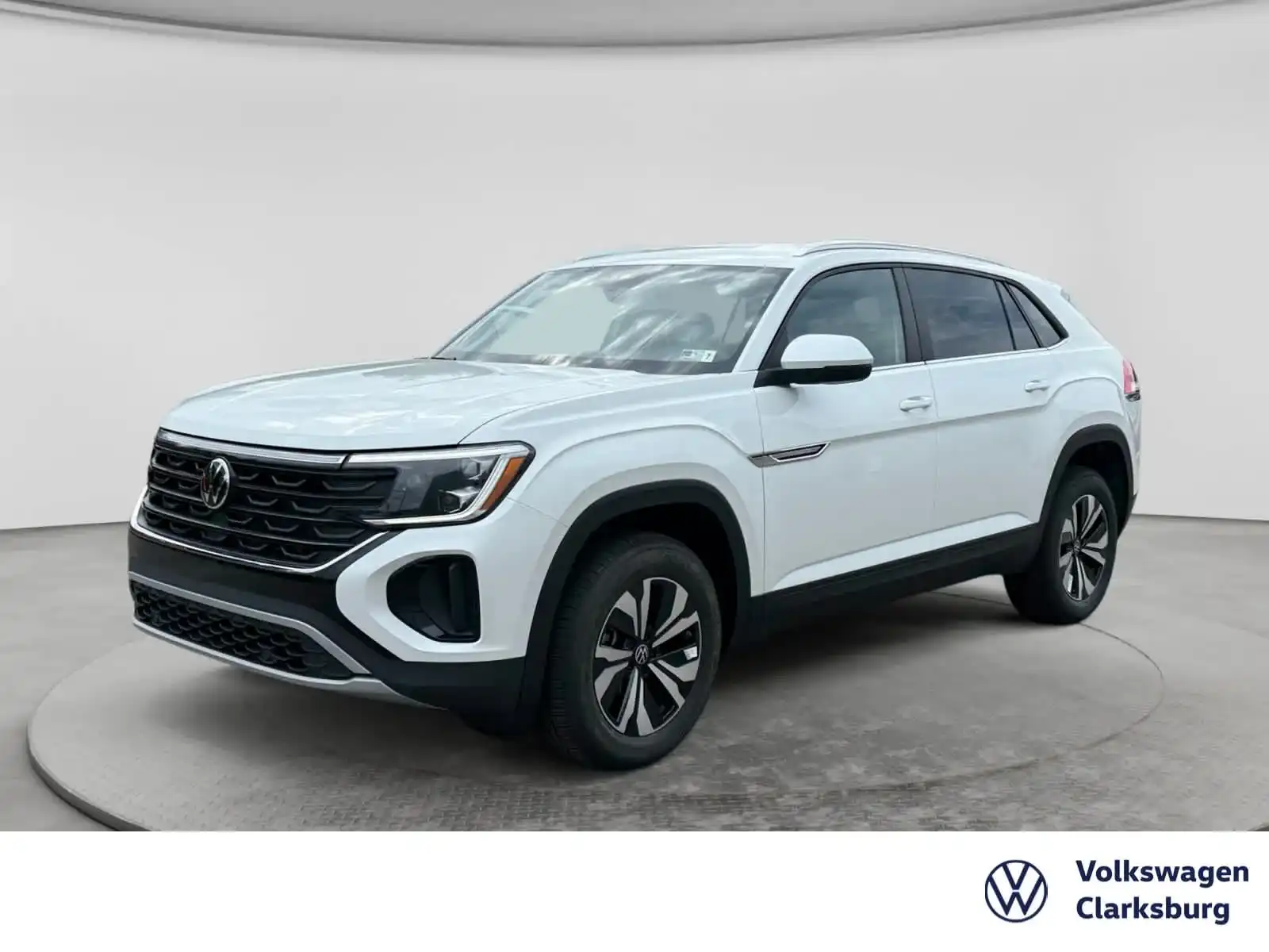 2026 Volkswagen Atlas Cross Sport 2.0T SE 4MOTION's photo