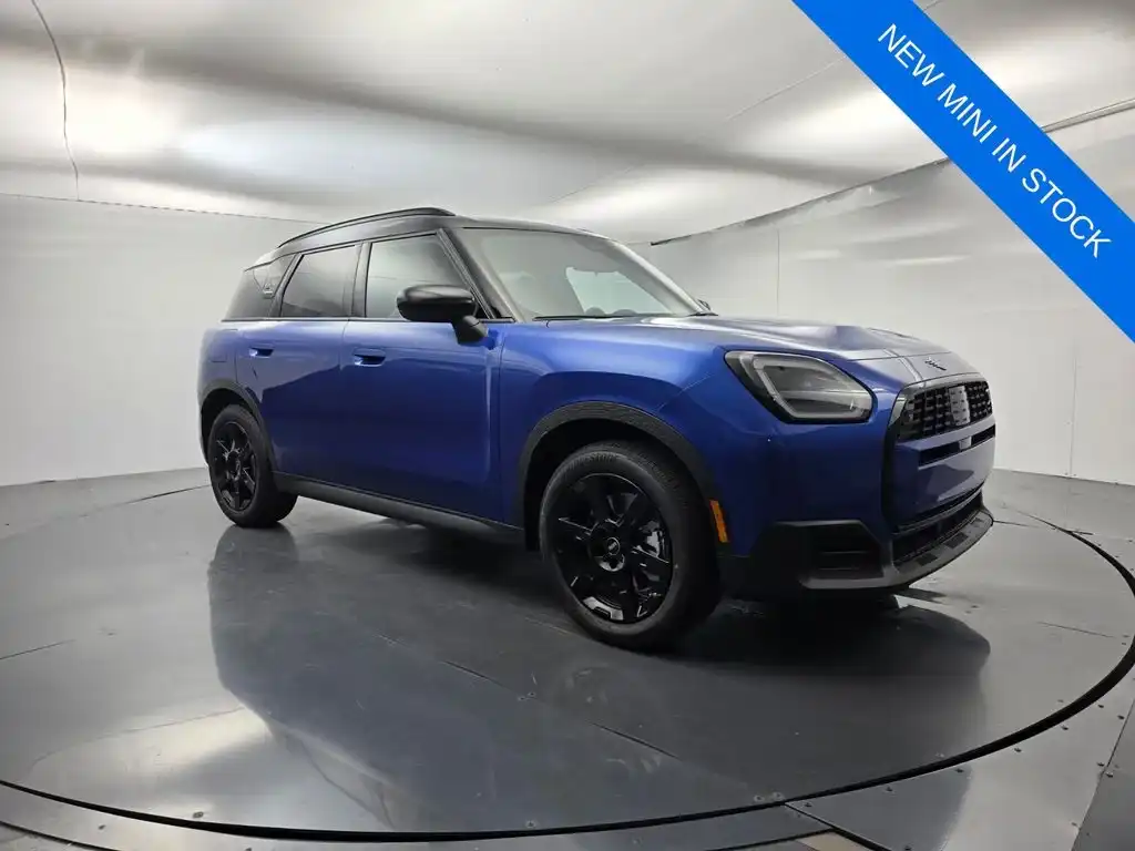 2027 MINI Countryman S ALL4 Oxford Edition's photo