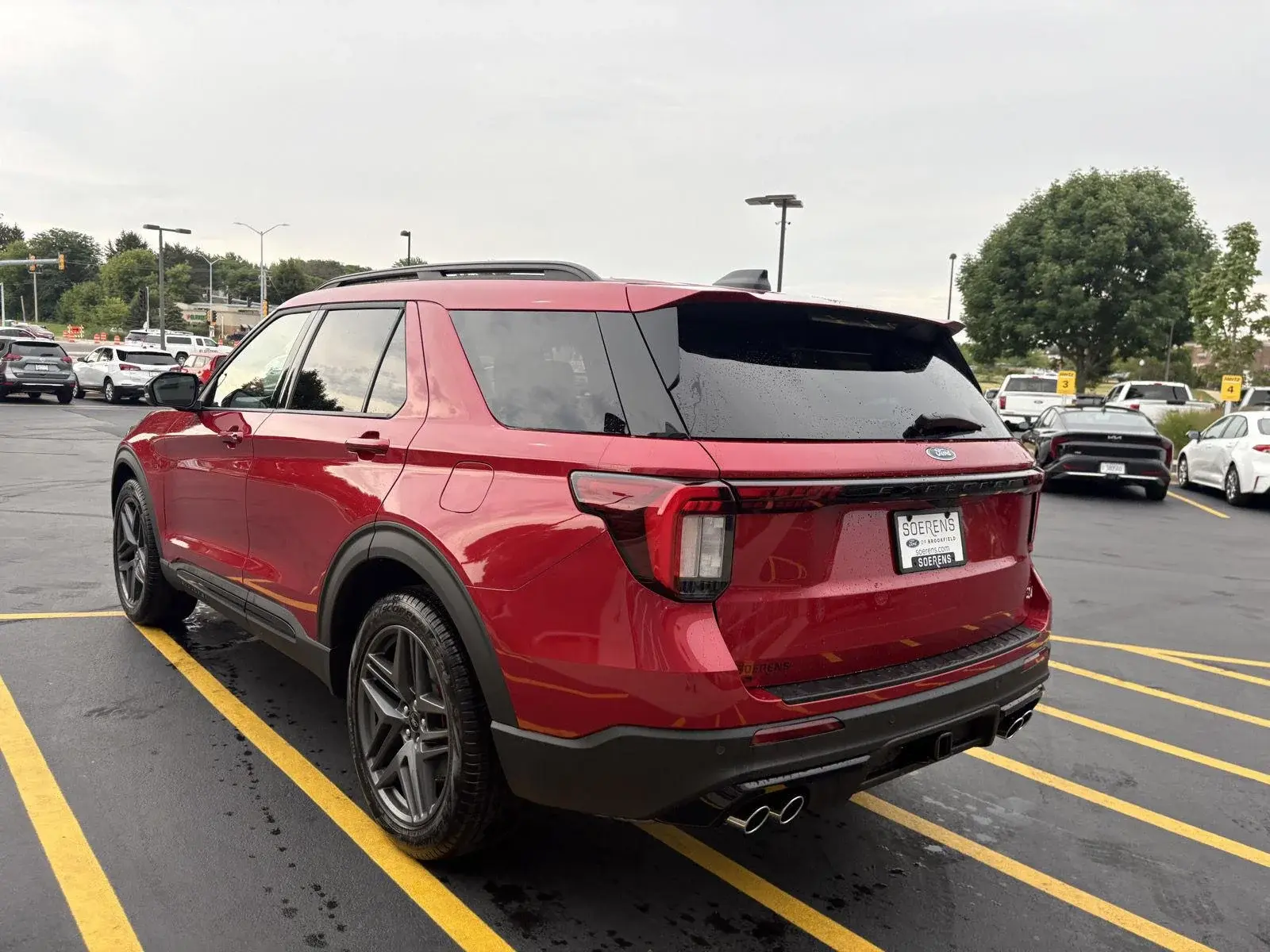 2026 Ford Explorer ST 4WD photo 4