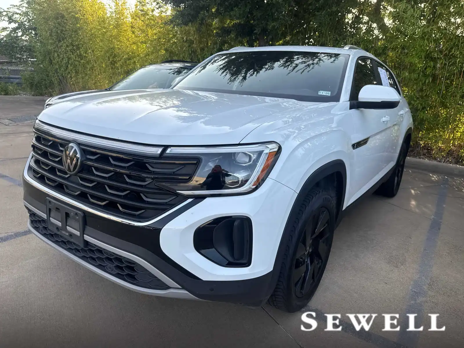 2024 Volkswagen Atlas Cross Sport 2.0T SE w/Tech's photo