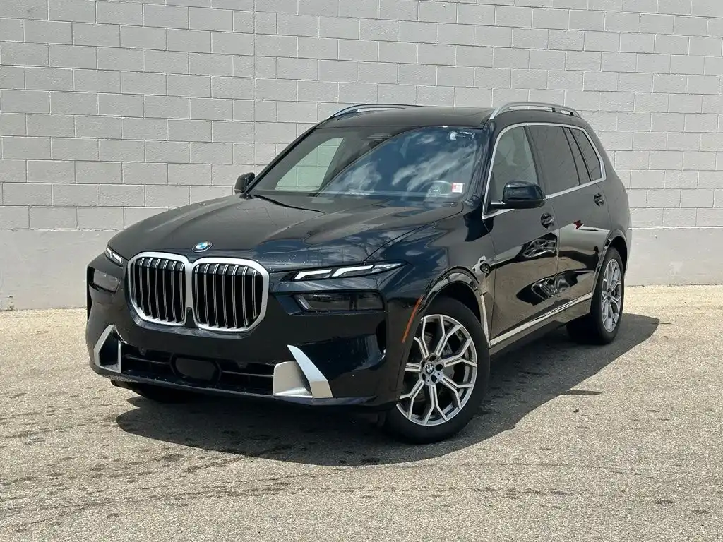 2026 BMW X7 xDrive40i's photo