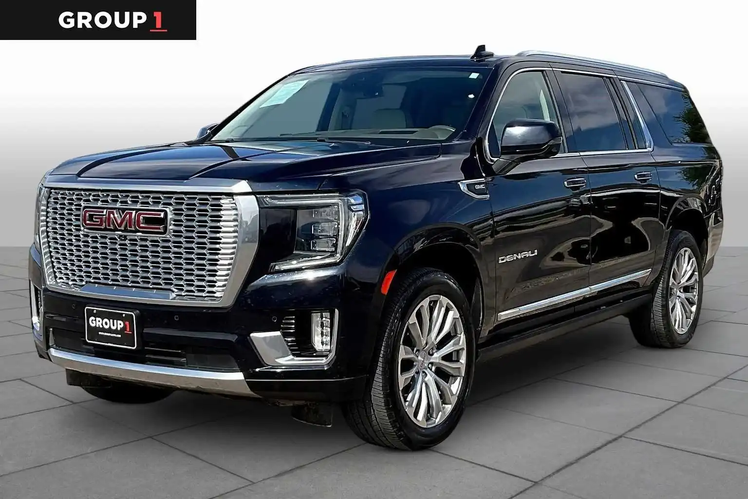 2023 GMC Yukon Denali AWD's photo