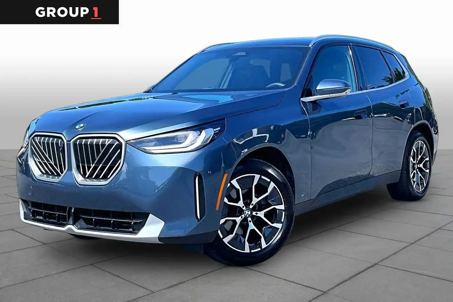 2025 BMW X3 30 XDRIVE's photo