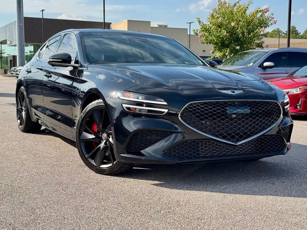2023 Genesis G70 3.3T Standard's photo