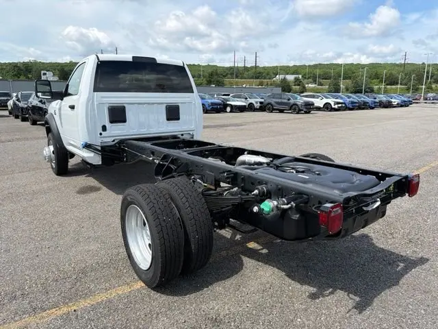 2026 RAM 5500 Tradesman 4WD Regular Cab LWB DRW 169" WB photo 5