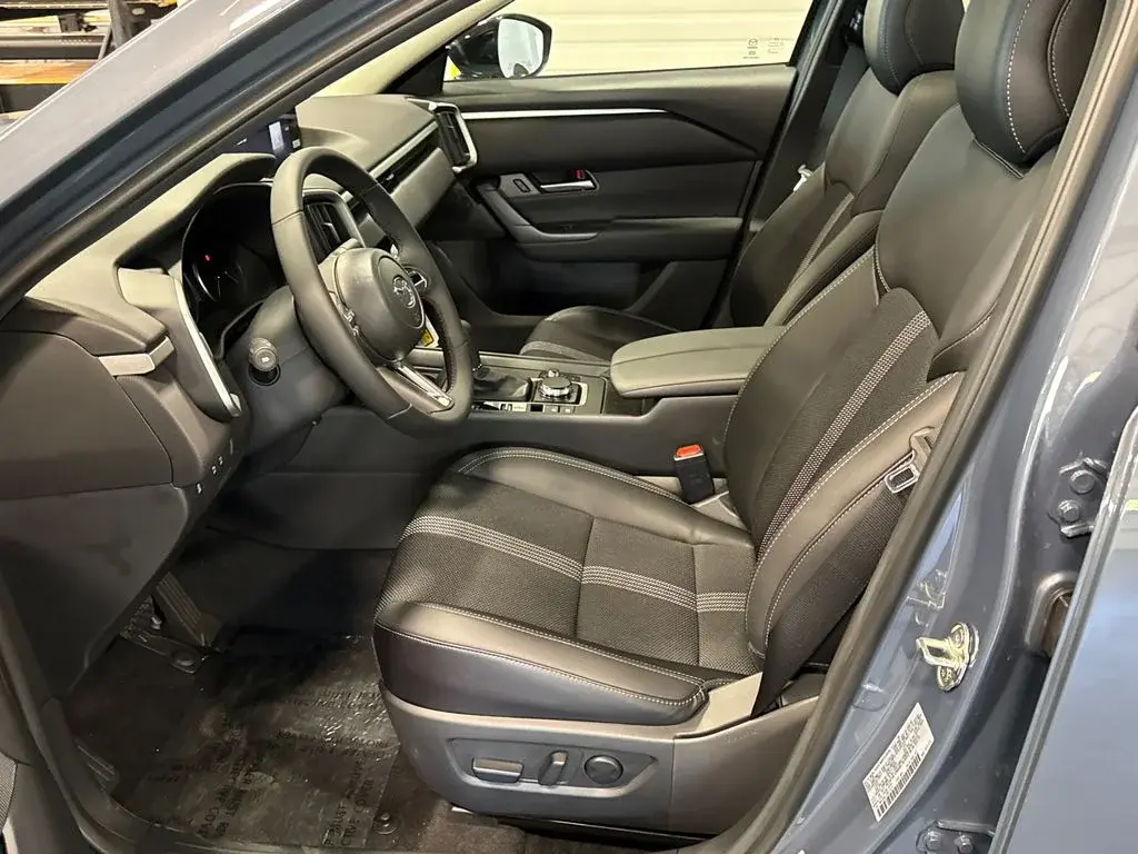 2026 Mazda CX-50 2.5 S Preferred photo 4