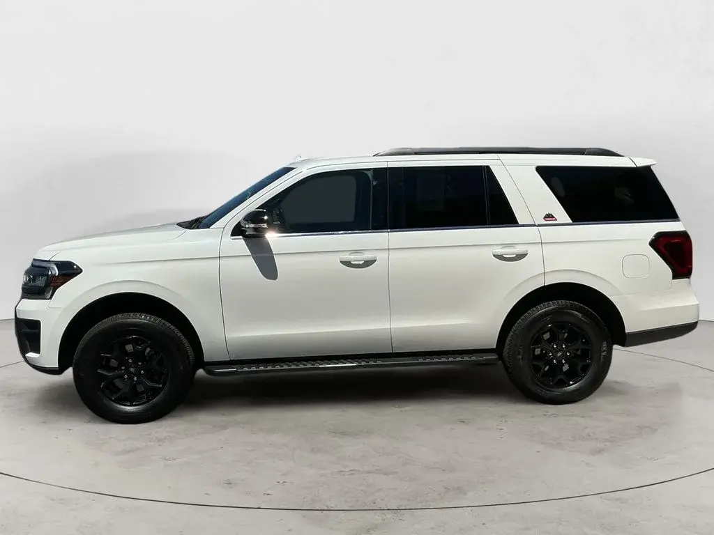 2024 Ford Expedition Timberline photo 4