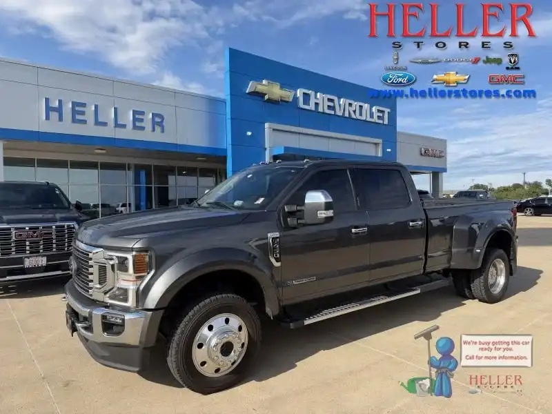 2020 Ford F-450 Lariat 4x4 Crew Cab 8' Box DRW's photo