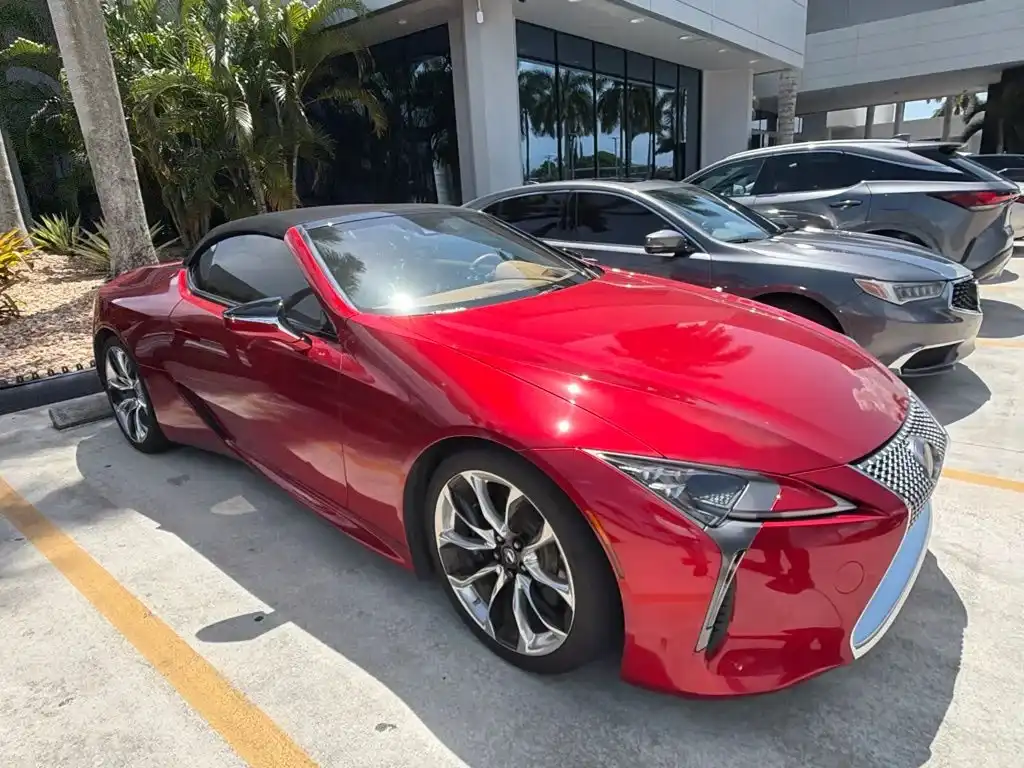 2021 Lexus LC 500 500 Convertible's photo