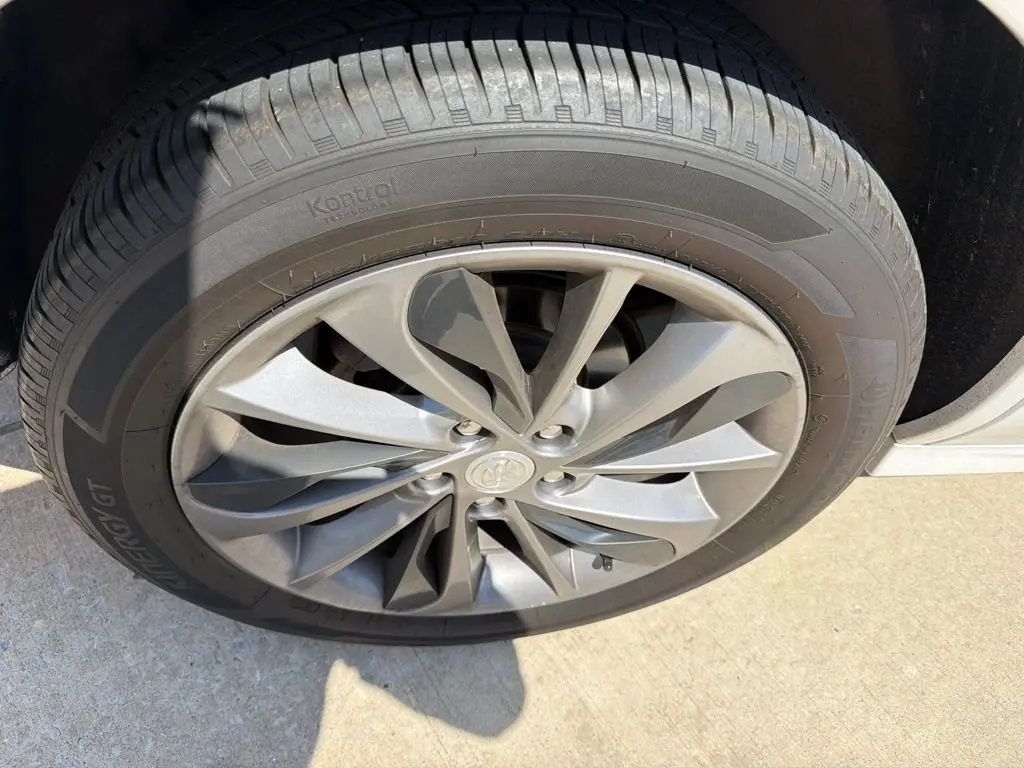 2023 Buick Encore GX Select photo 5