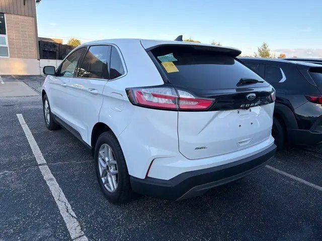 2023 Ford Edge SEL AWD photo 4