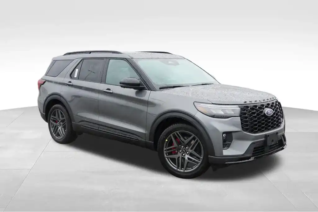 2026 Ford Explorer ST 4WD's photo